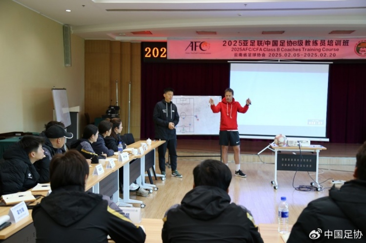  技術(shù)為王，中國足球踏上尋找靈魂之路