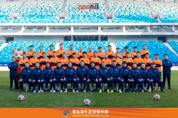  青島海牛一線(xiàn)隊名單：老將鄭龍、薩里奇坐鎮，金洋洋等新援在列