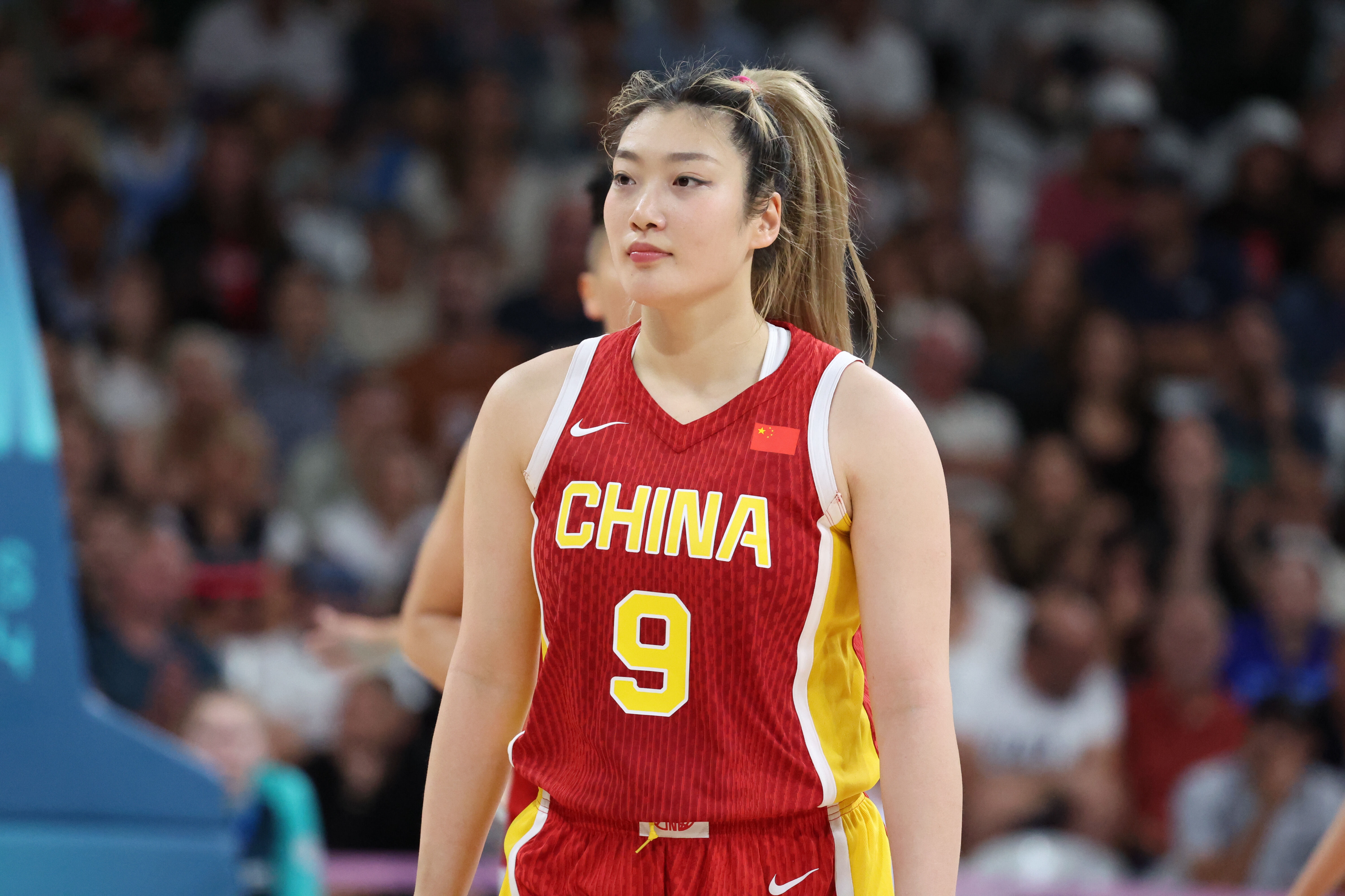  李夢(mèng)三八婦女節更博：致敬每一個(gè)我們 祝我們節日快樂(lè )！