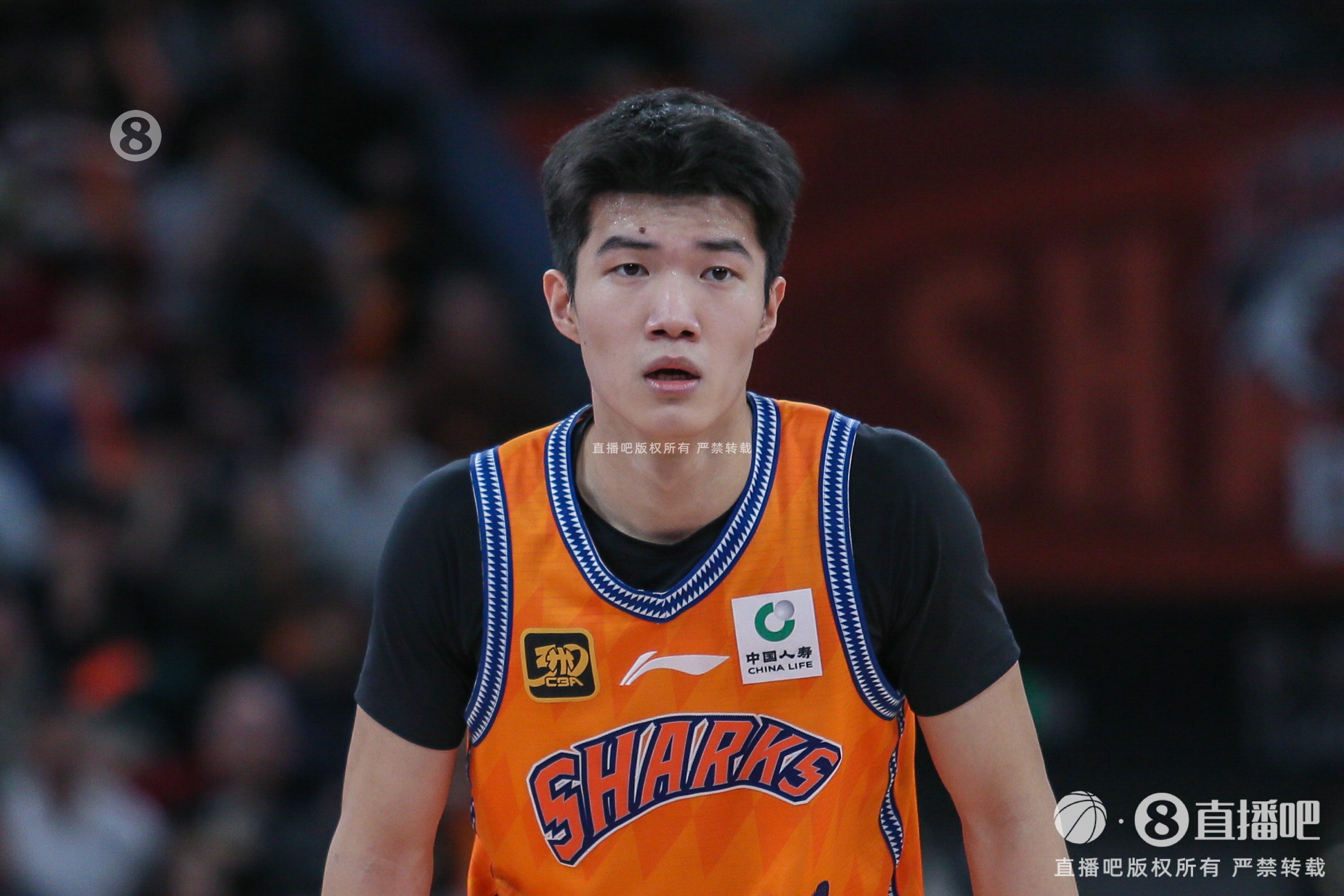  率先發(fā)力！偰李永煒首節5中4拿到11分 三分4中3