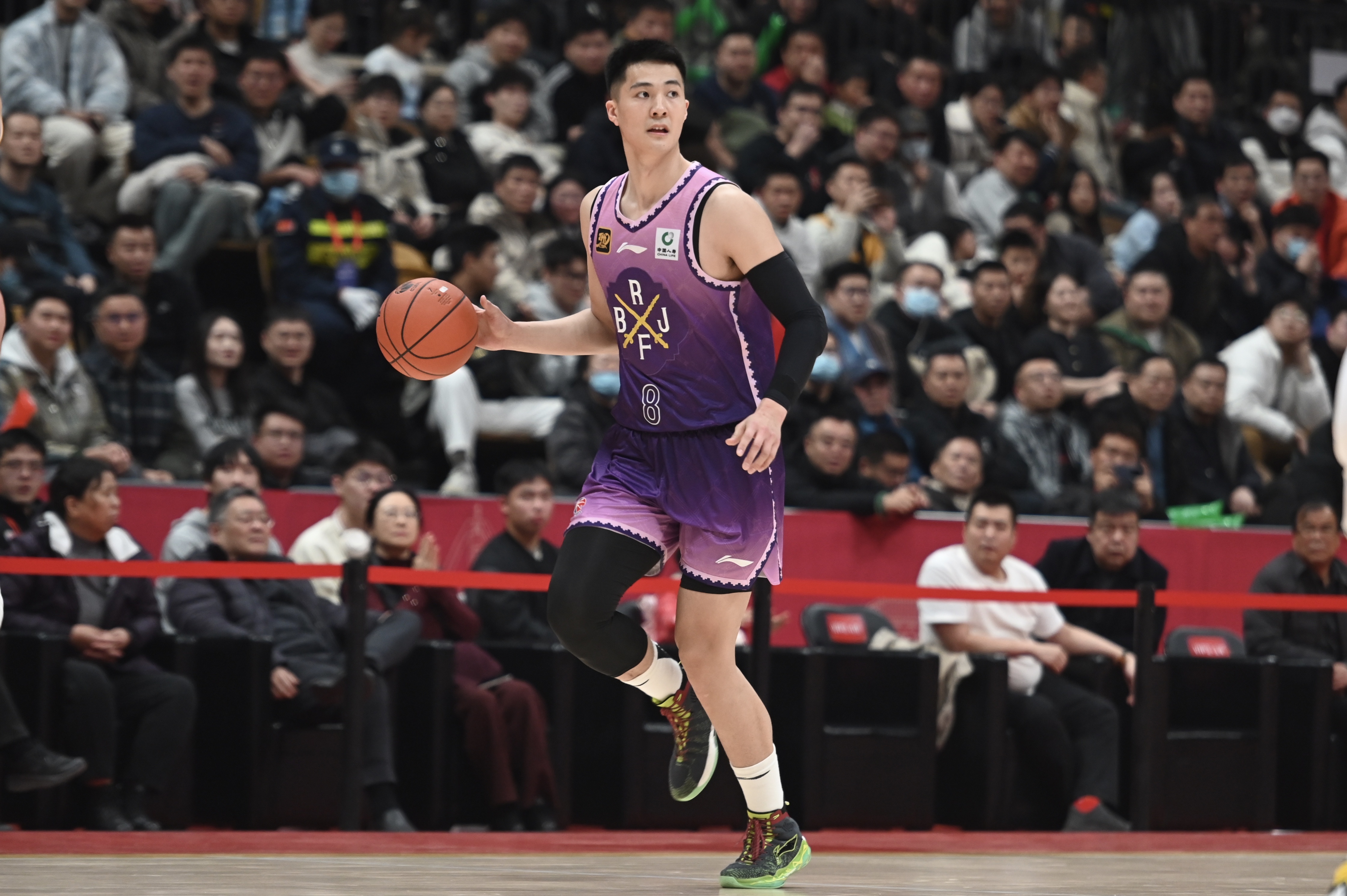  穩定貢獻難救主！朱松瑋替補出戰33分鐘 13中6拿到14分11板