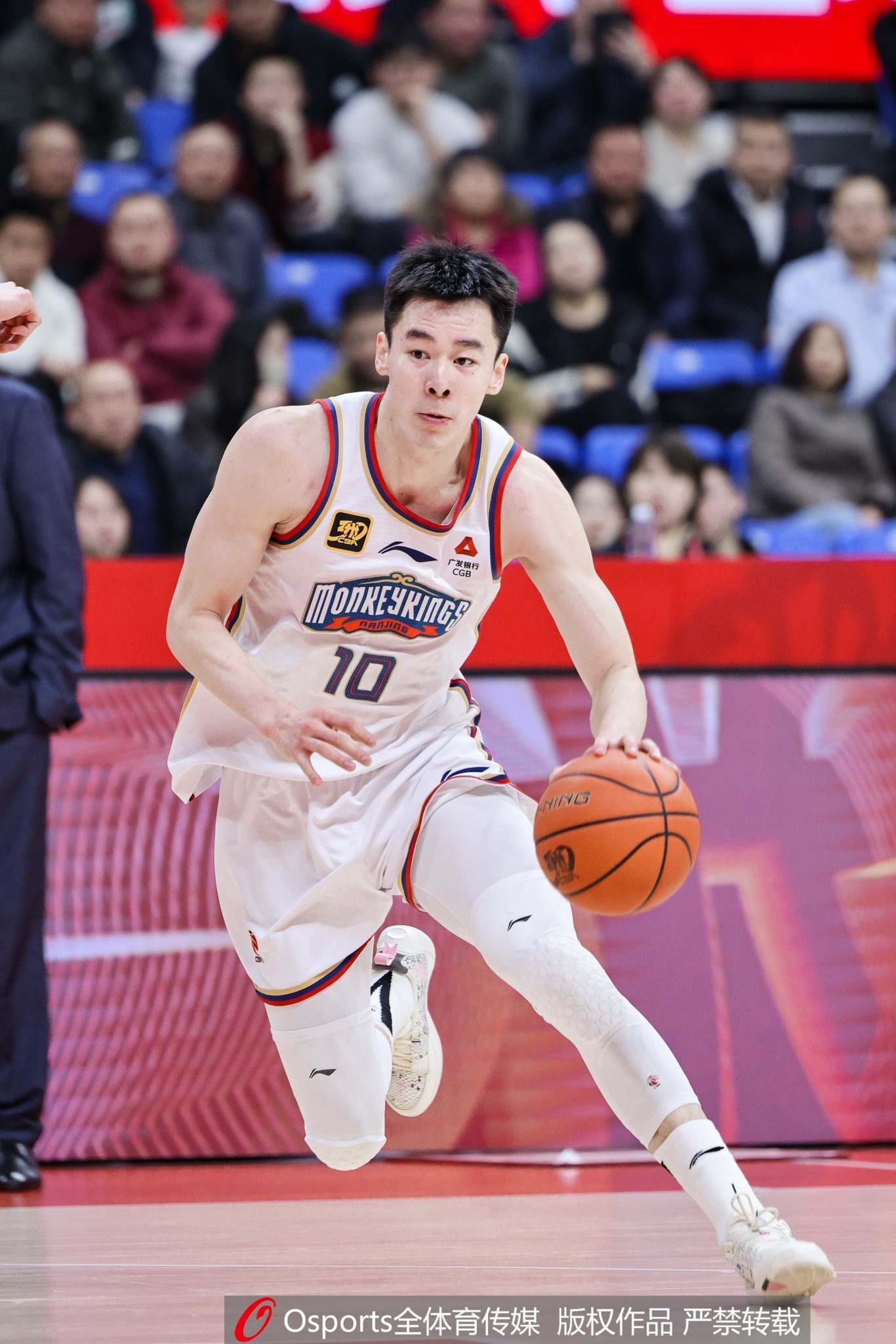  沖擊力十足！郭昊文17投5中&罰球14中12 得到24分10板5助